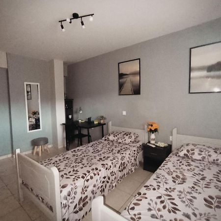 Semi-Basement 50Sqm Apartment Near Kos Citycenter Exterior photo